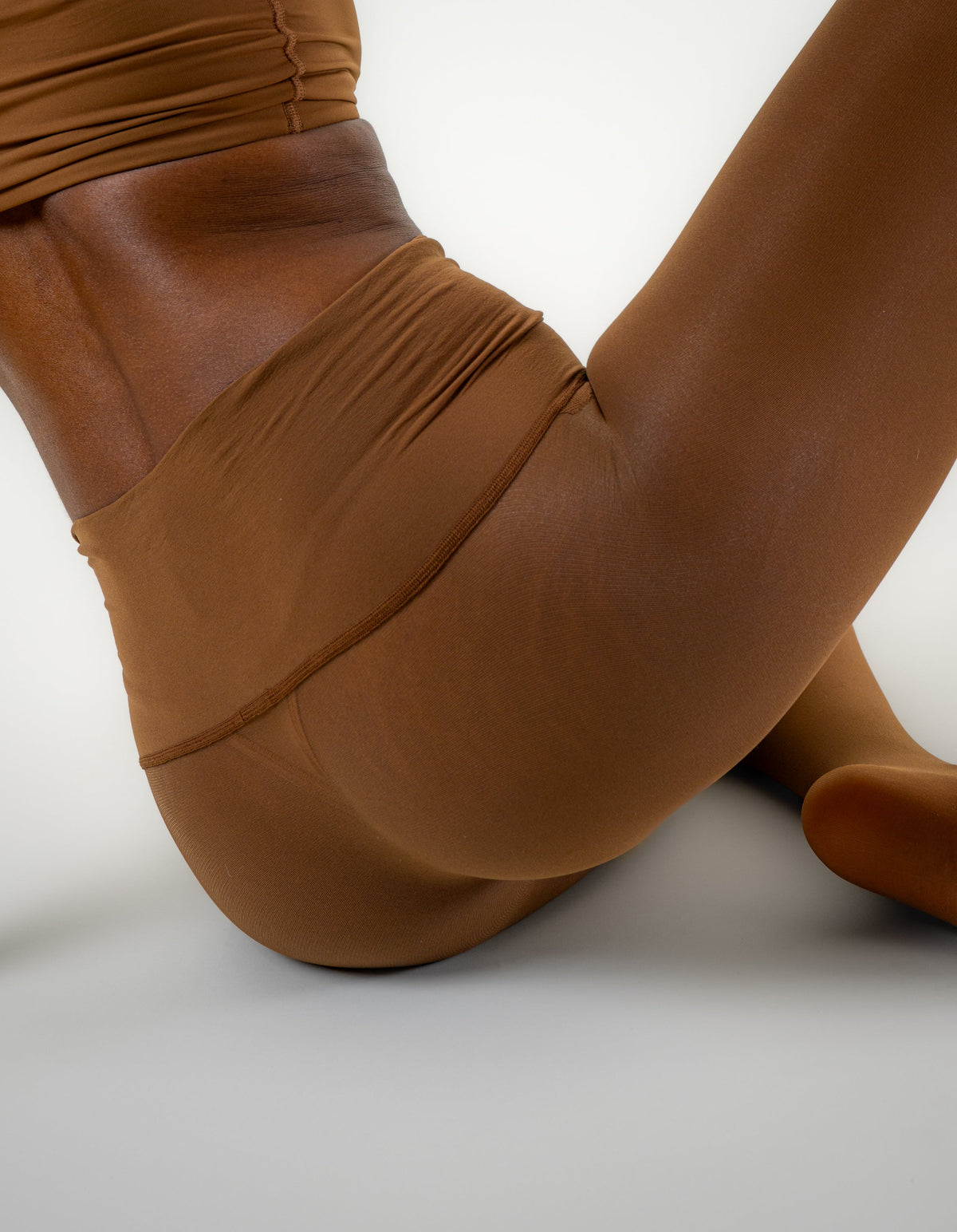Sheer 05 nude run-resistant tights by Les Belles - view 3