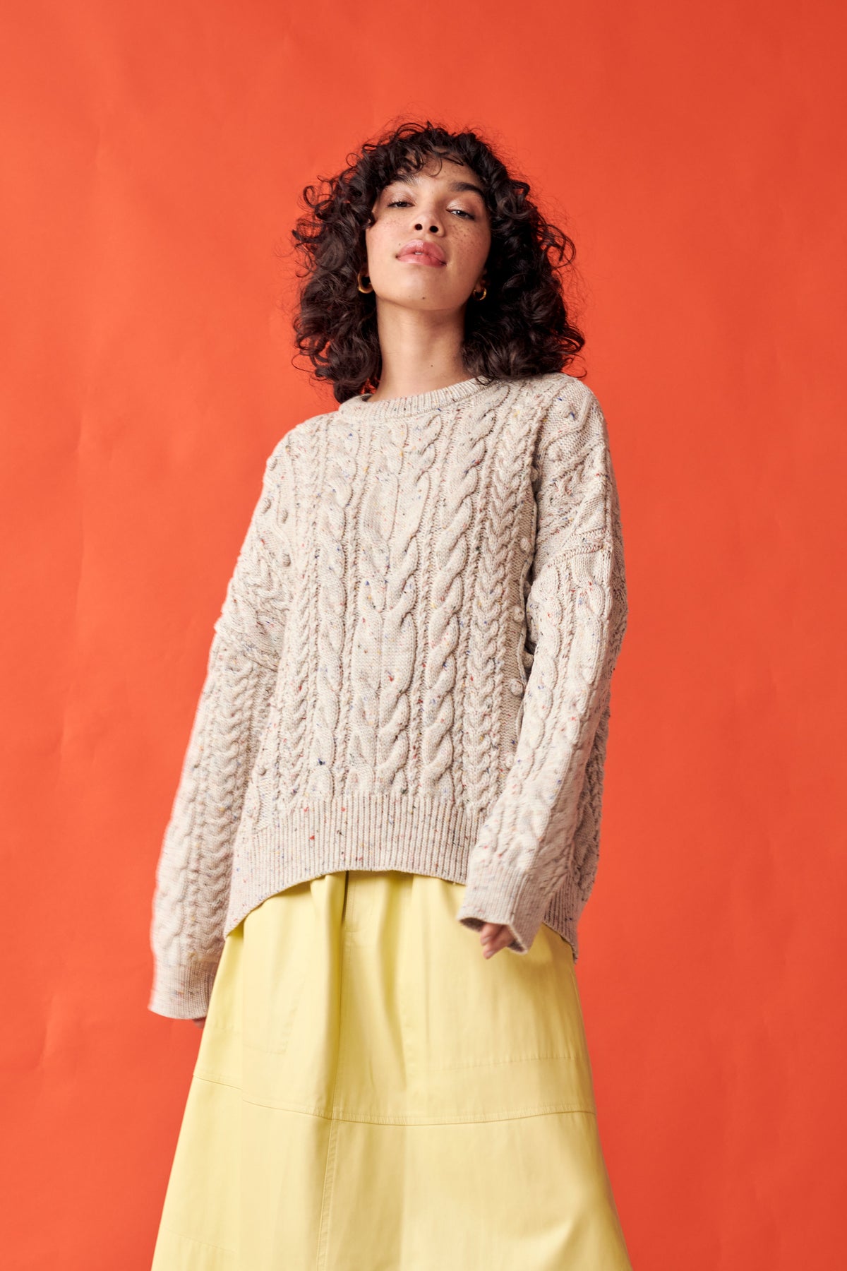 Oversized natural speckle merino cable knit fisherman sweater - view 4