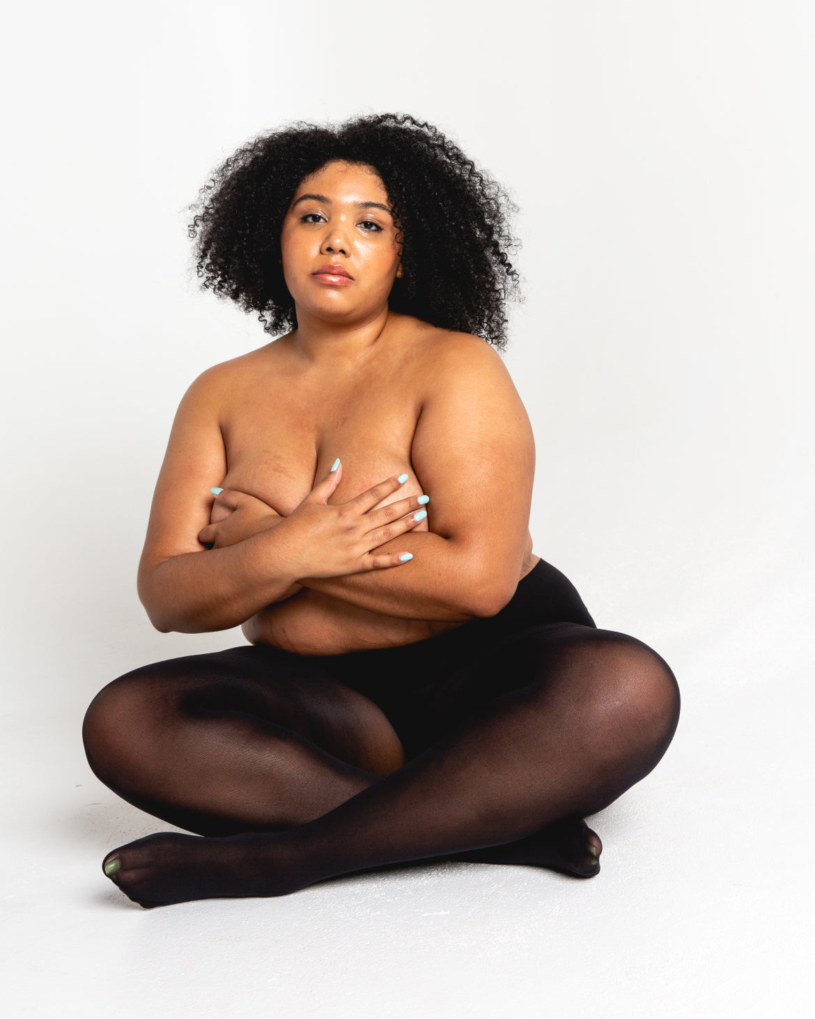 Sheer Noir black run-resistant tights by Les Belles - view 10